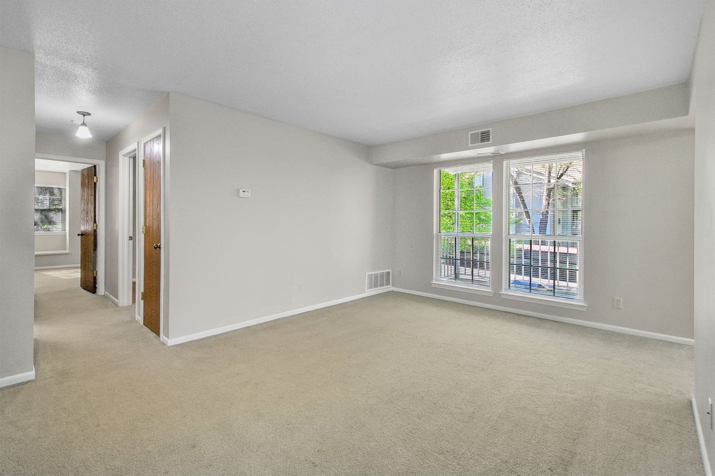Woodland Valley Apartments Image 28