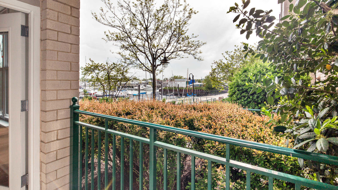 Hudson Point Image 19