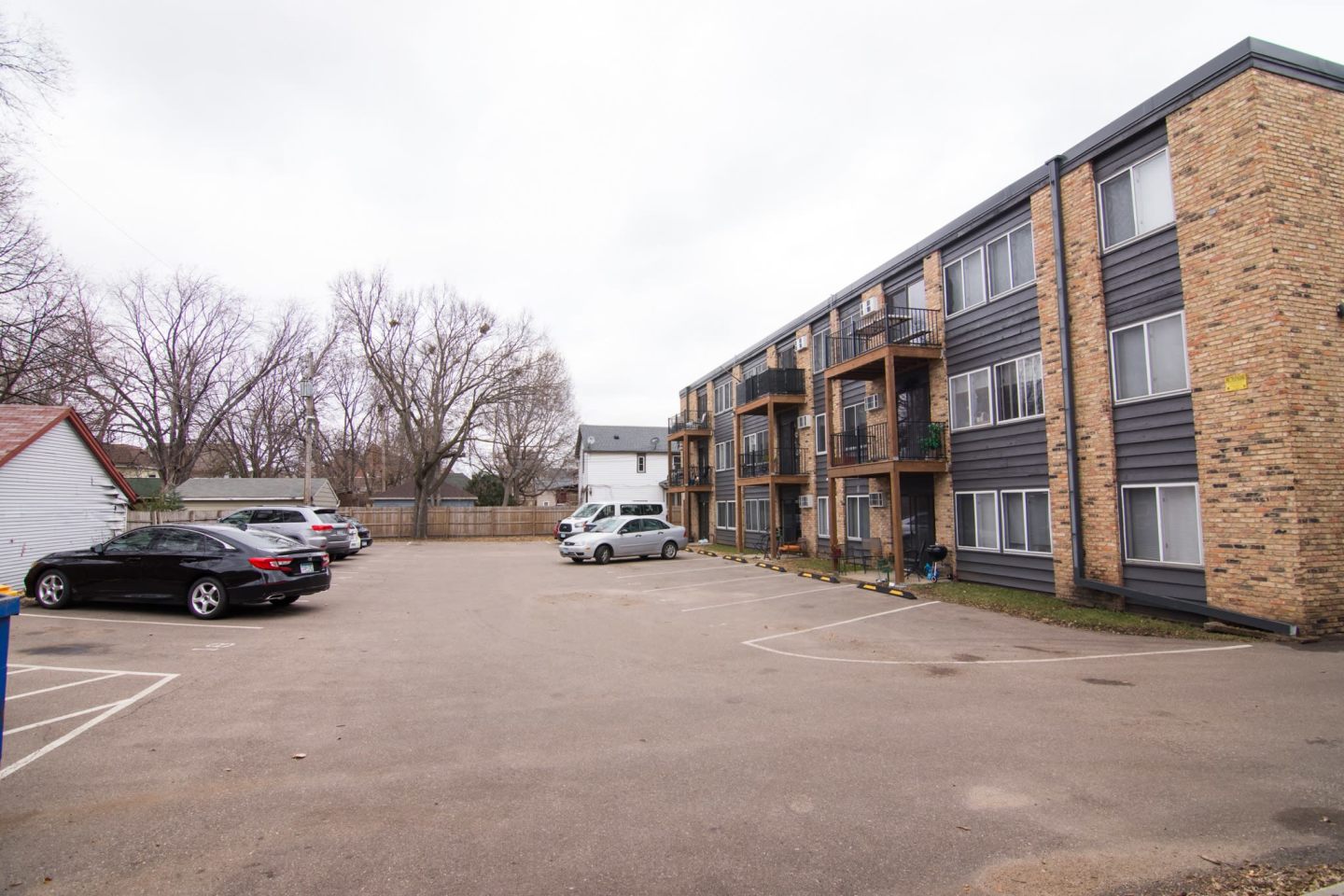 2740 Pleasant Avenue S Image 15