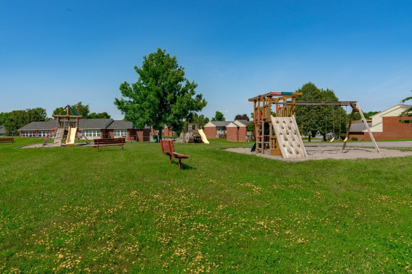 Parkstead Black River Image 4