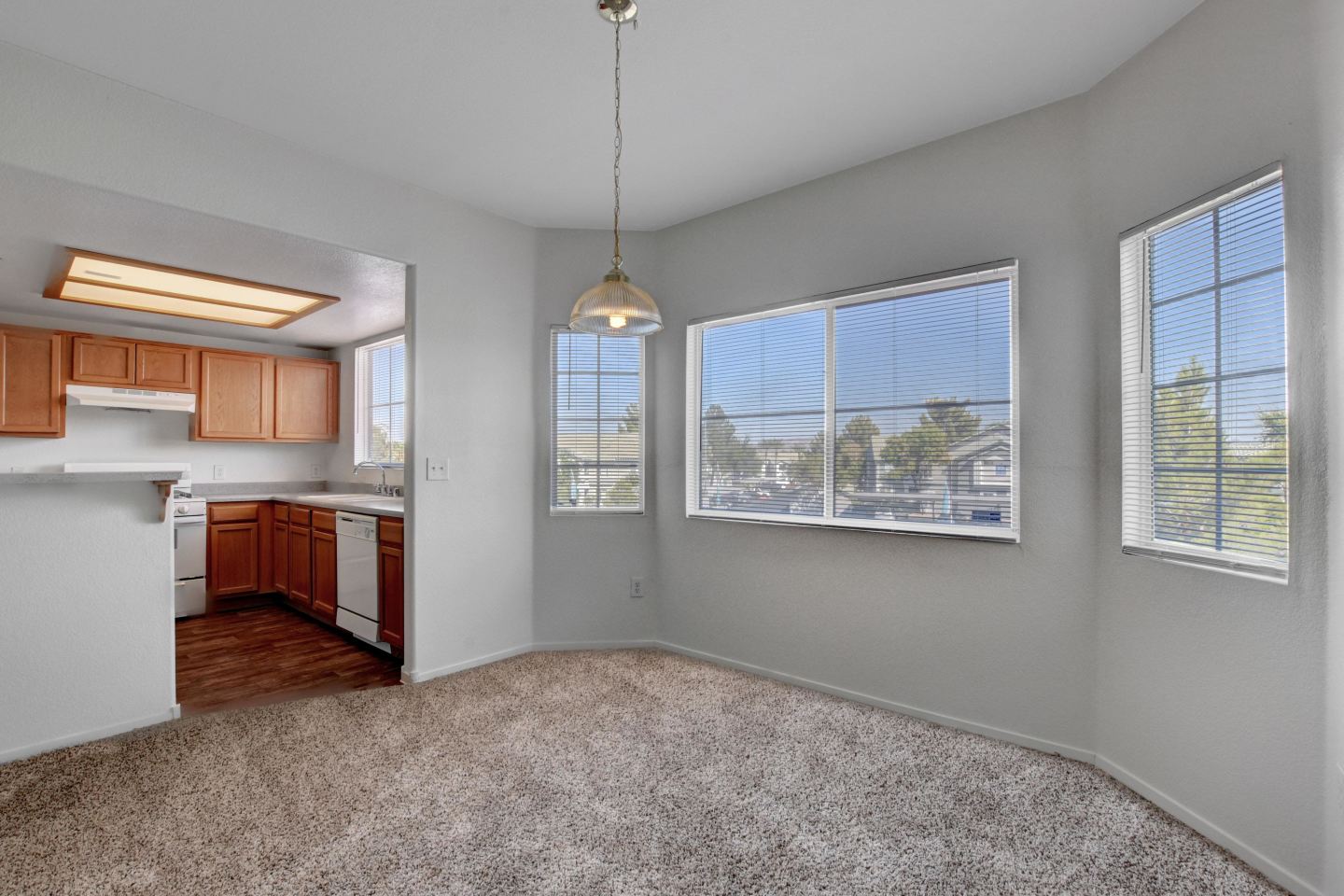 Aspen Peak Apartments Image 9