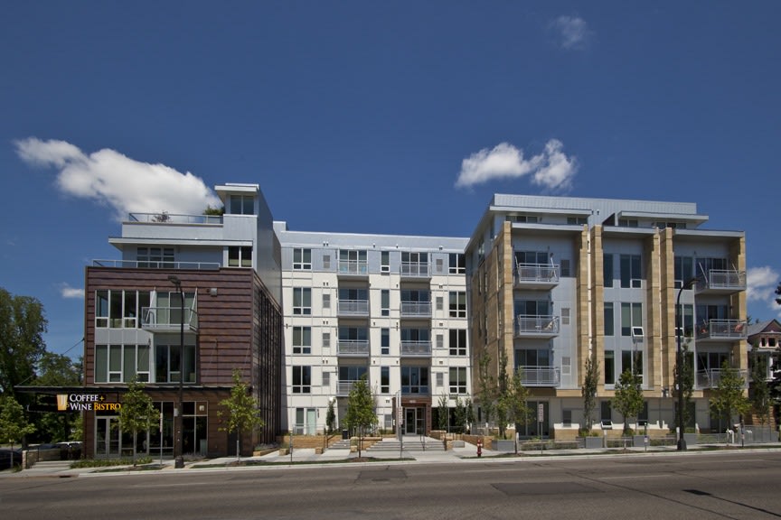 1800 Lake Uptown Image 21