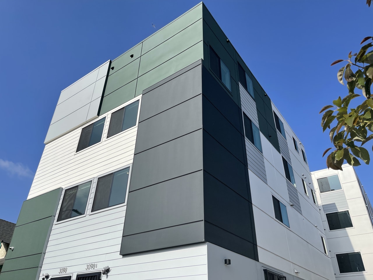 3100 S Normandie Avenue - Co-Living Image 23
