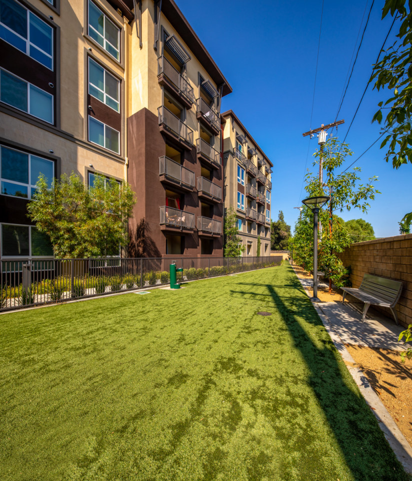 Clarendon Apartments Image 5