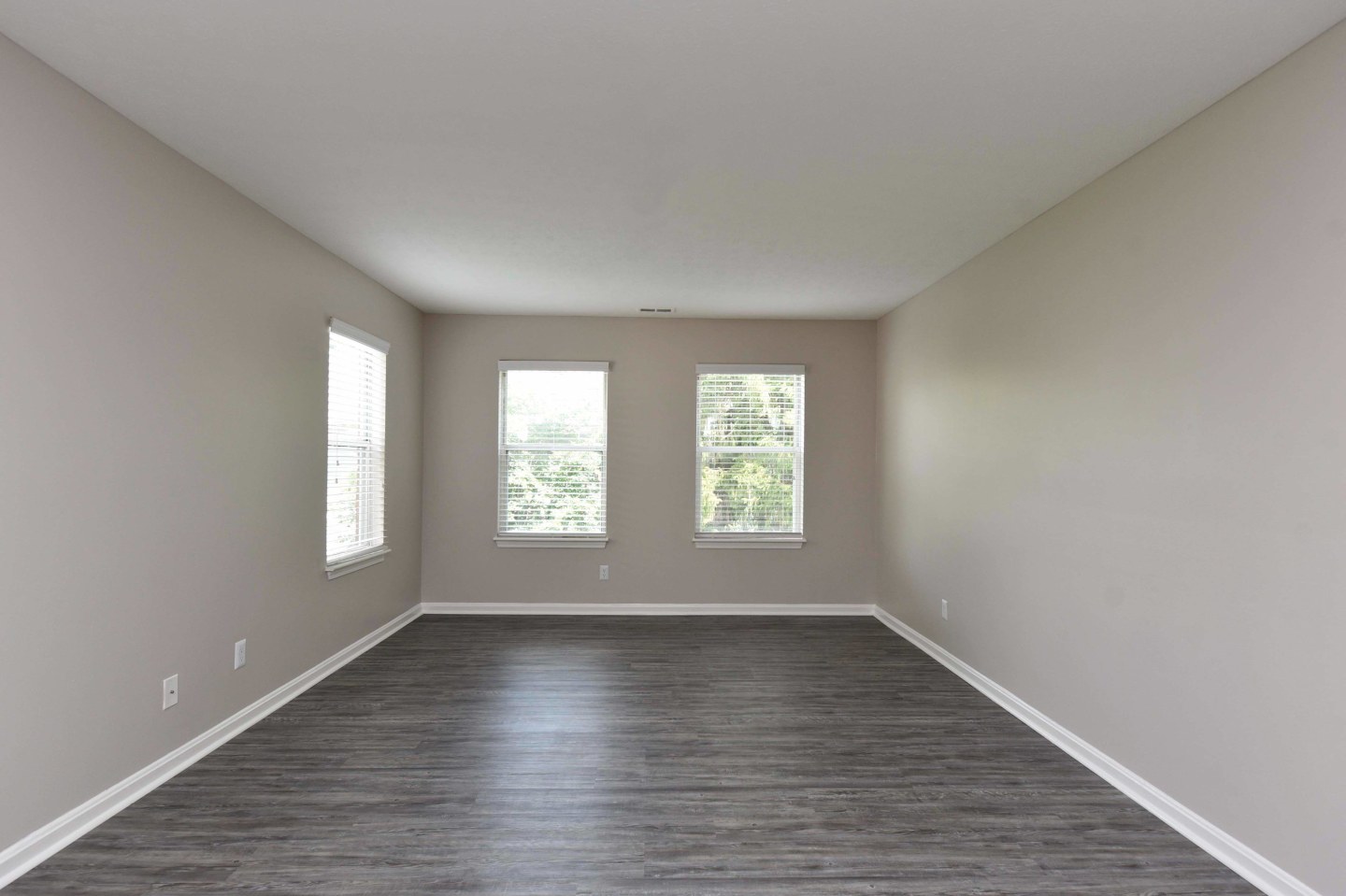 Amherst Place Image 12