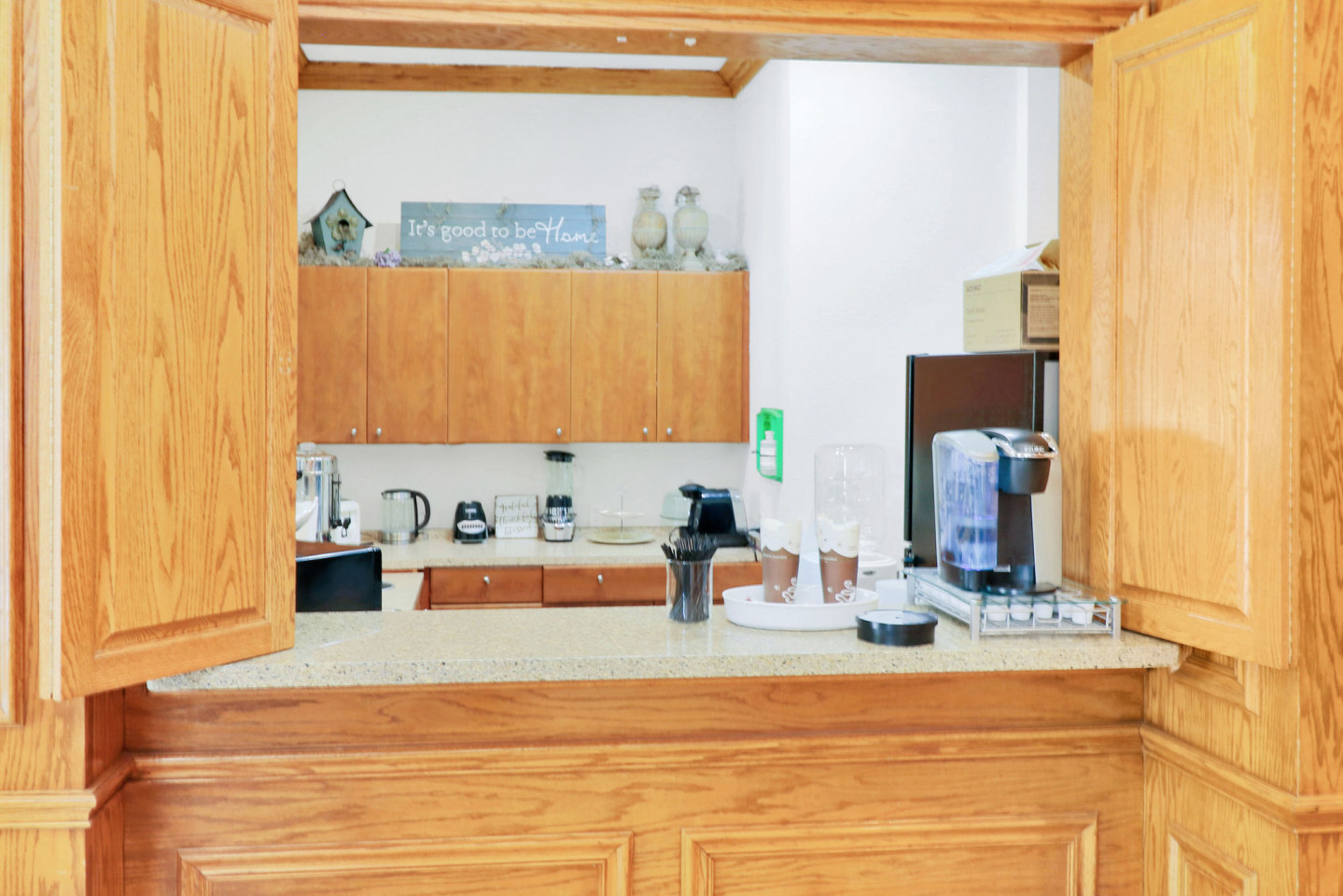 Stone Manor Image 37