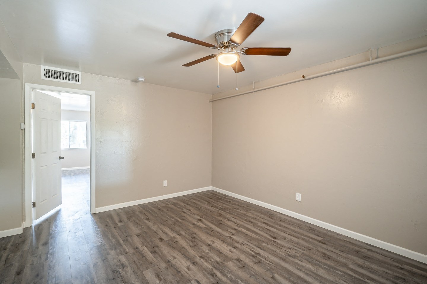 University Lofts - Student Housing Image 24