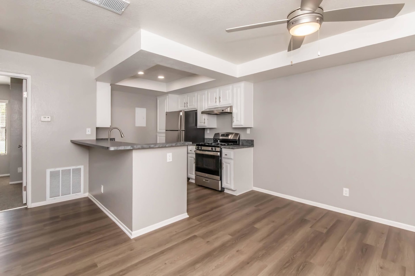 Palm Court Apartment Homes Image 35