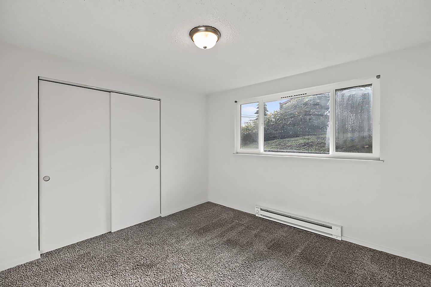 Pacific Terrace Image 8