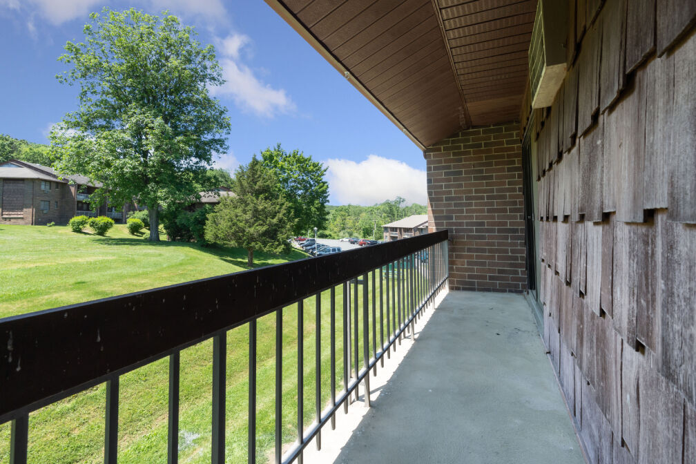 Brook Bridge Apartments Image 39
