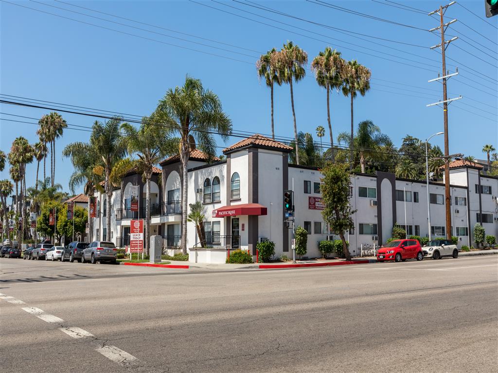 Pacific Rose Apartments Image 6