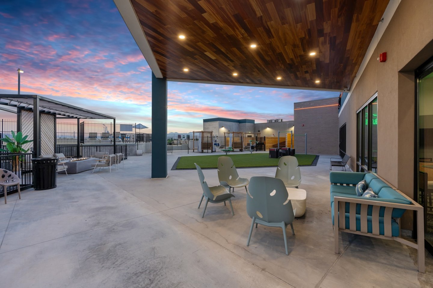 SevenO2 Main Apartments Image 119