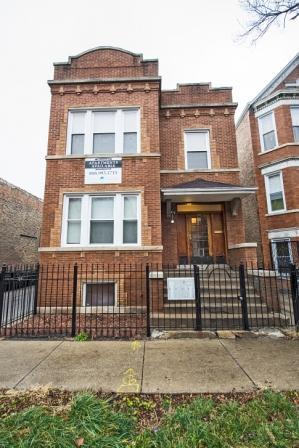 2542 S Trumbull Image 26