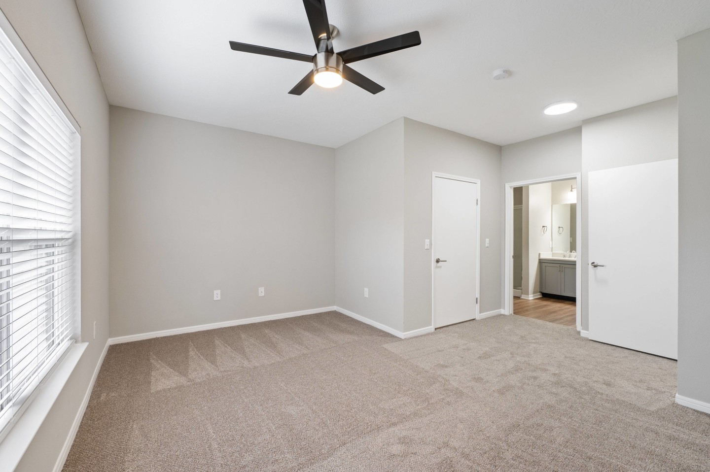 Mallard Crossing Apartments Image 3