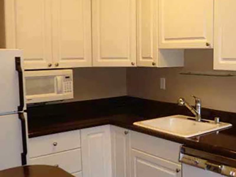 Woodside Place Apartments Image 4
