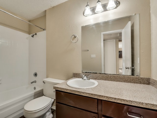 West Wind Apartments Image 8
