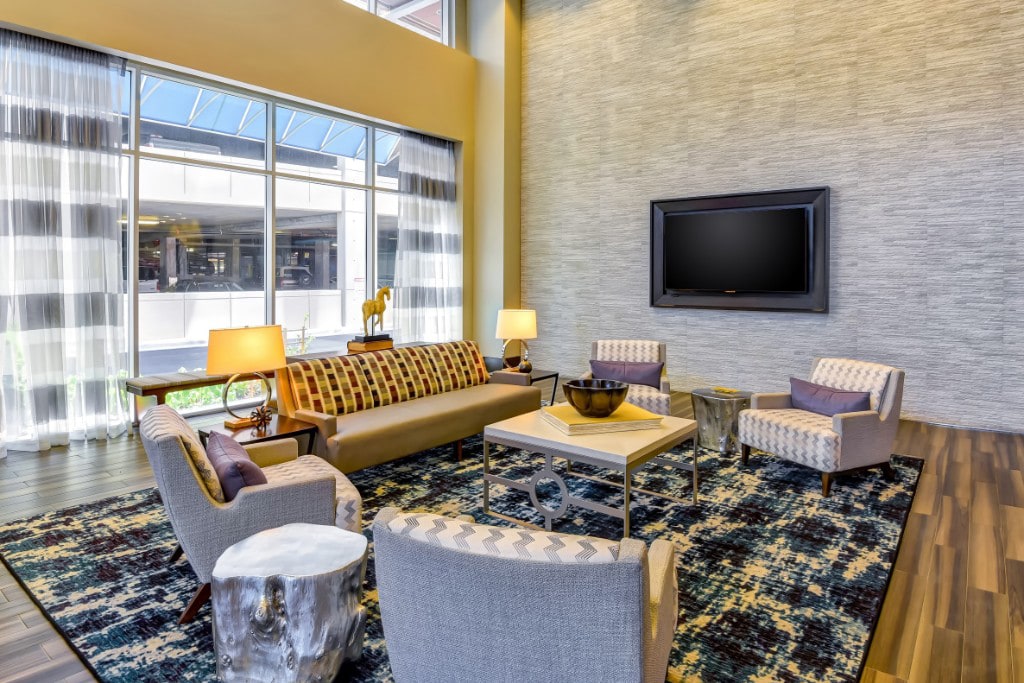 Skyhouse Uptown North Image 5