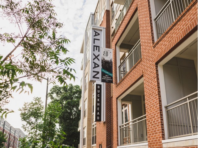 Alexan Buckhead Village Image 10