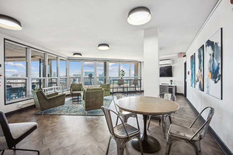 RiverHouse Image 63