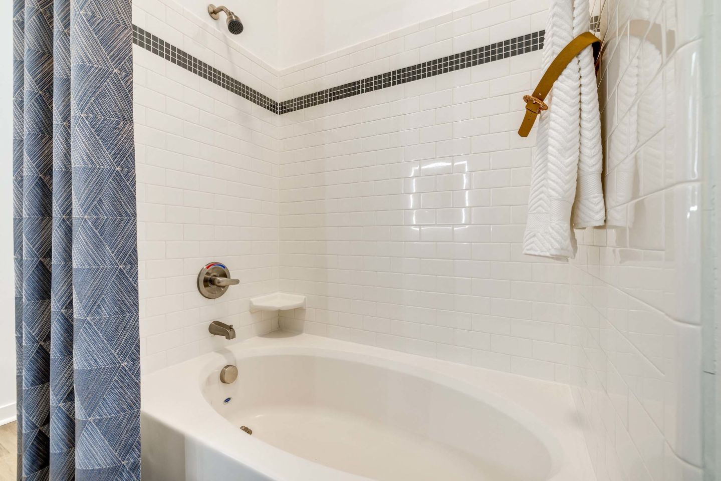 Midtown 205 Image 16