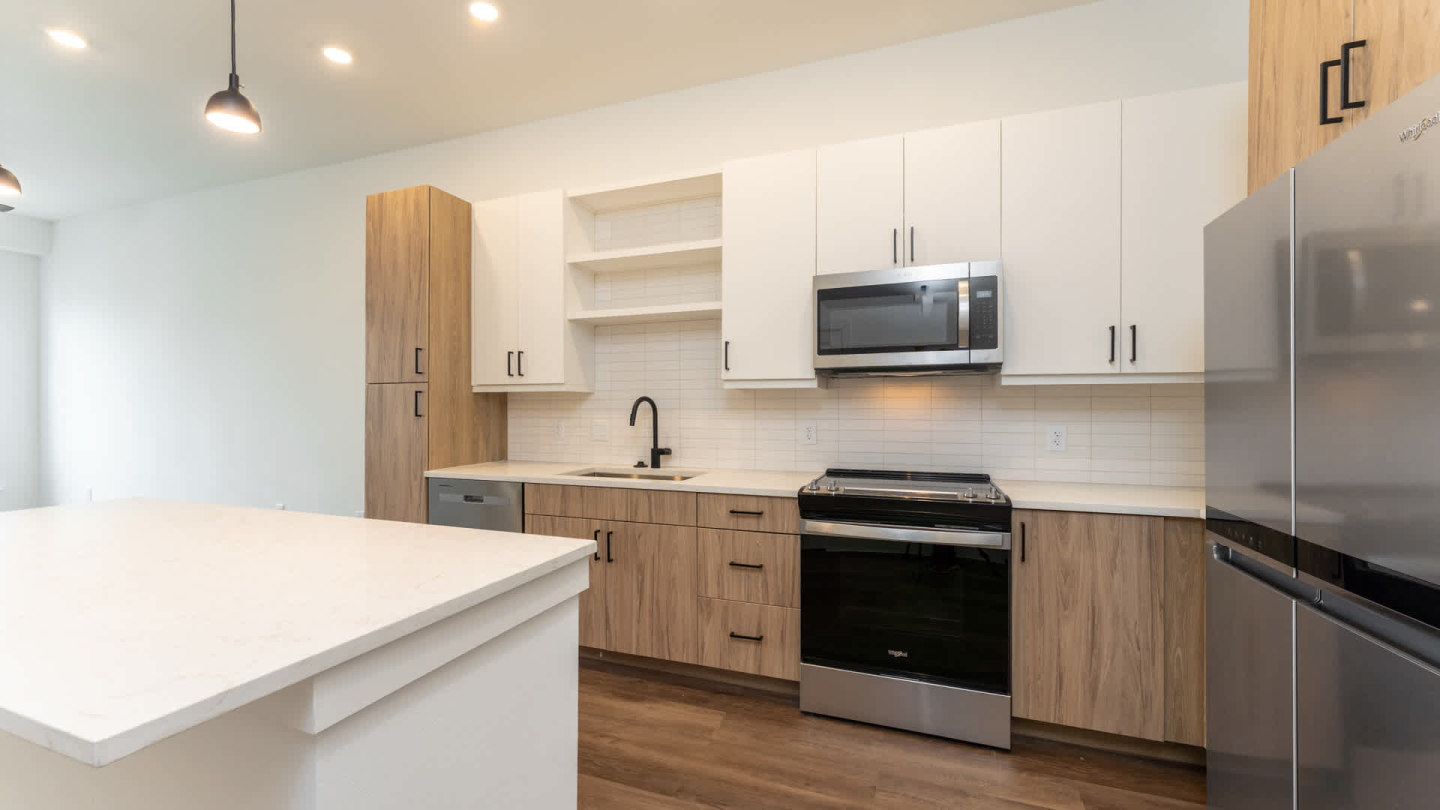 Lyle Apartments Image 17