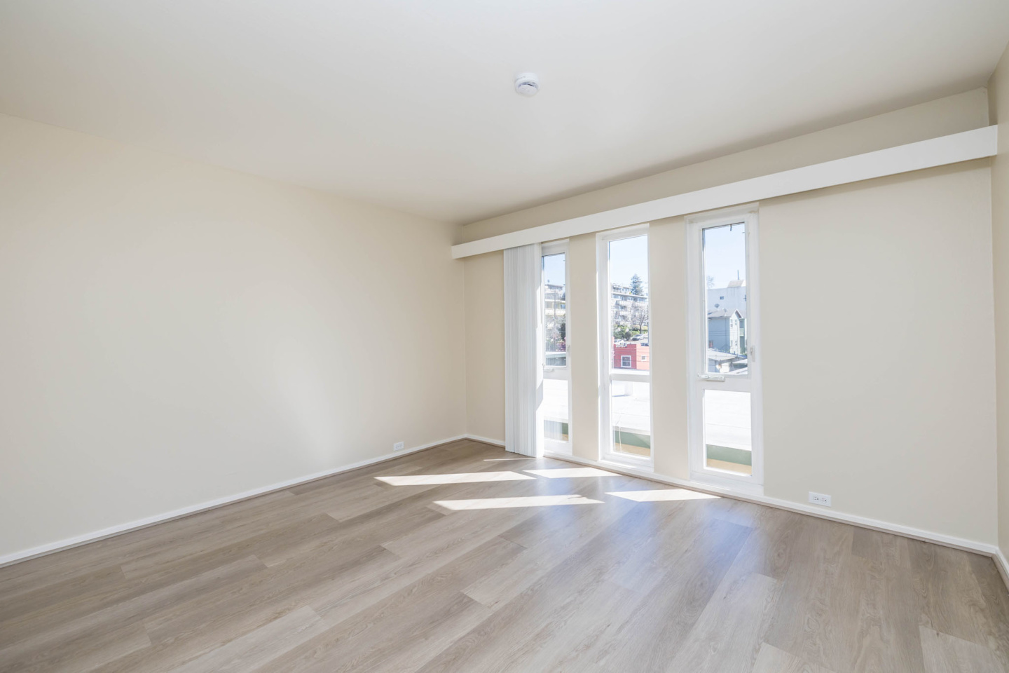 115 Moss Avenue Image 15