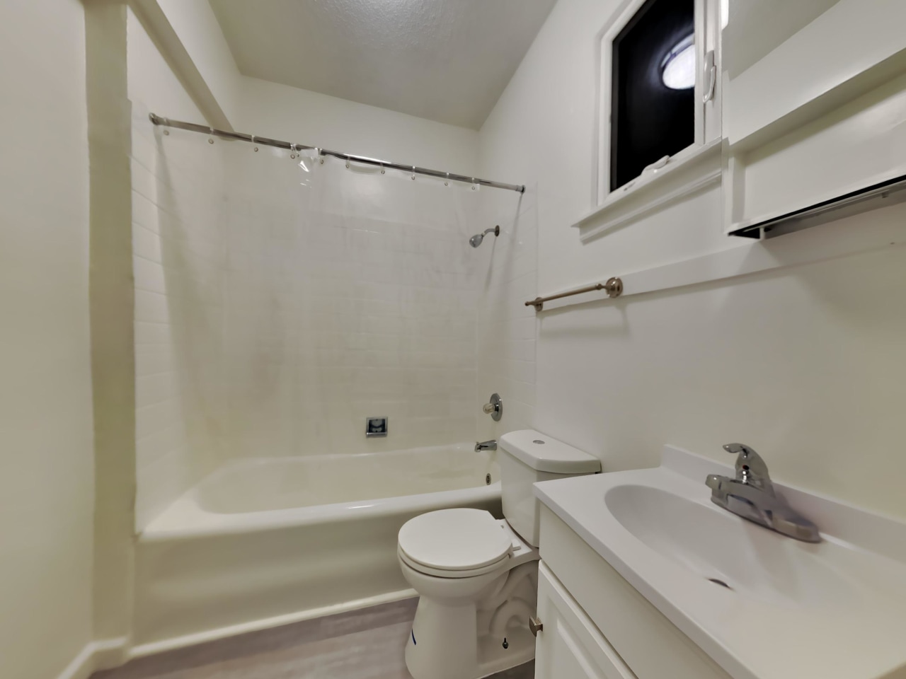775 Geary St. Image 13