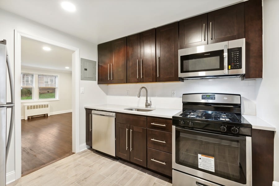 Belleview Gardens Image 1
