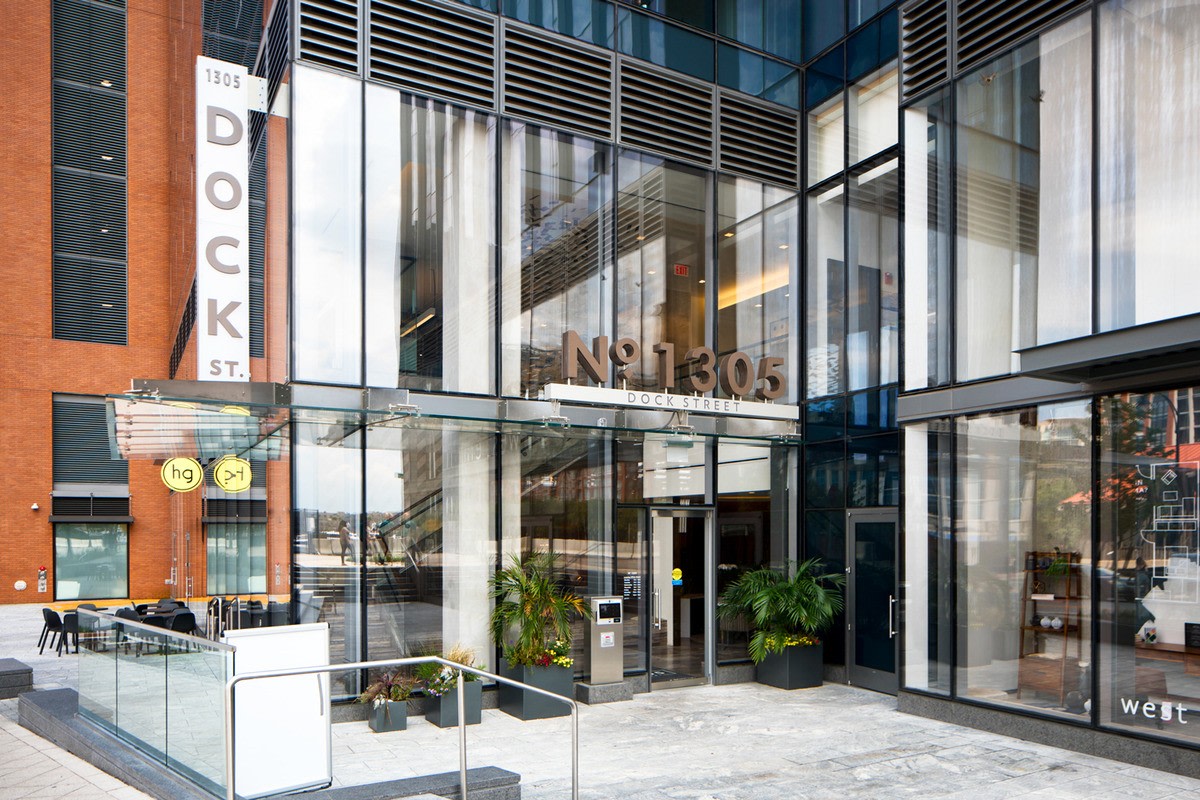1305 Dock Street Image 2