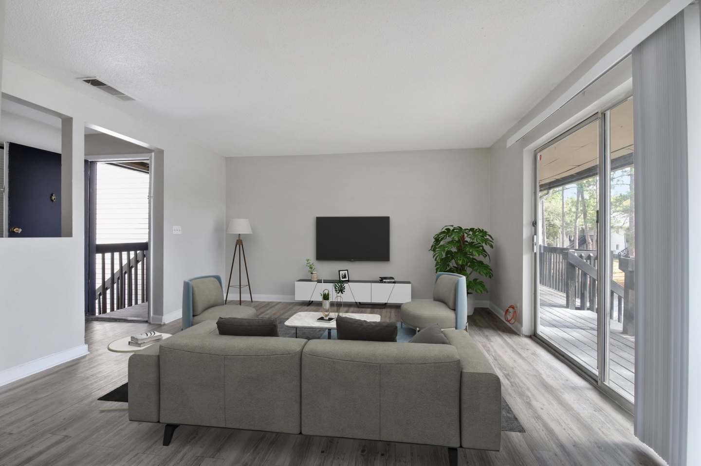 Club at Charter Pointe Image 19