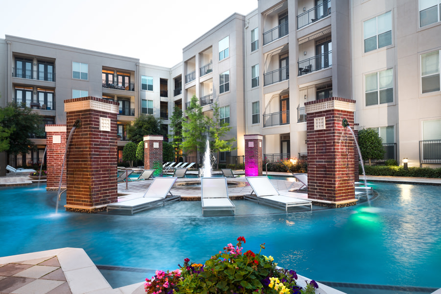Icon at Ross Apartments Image 24