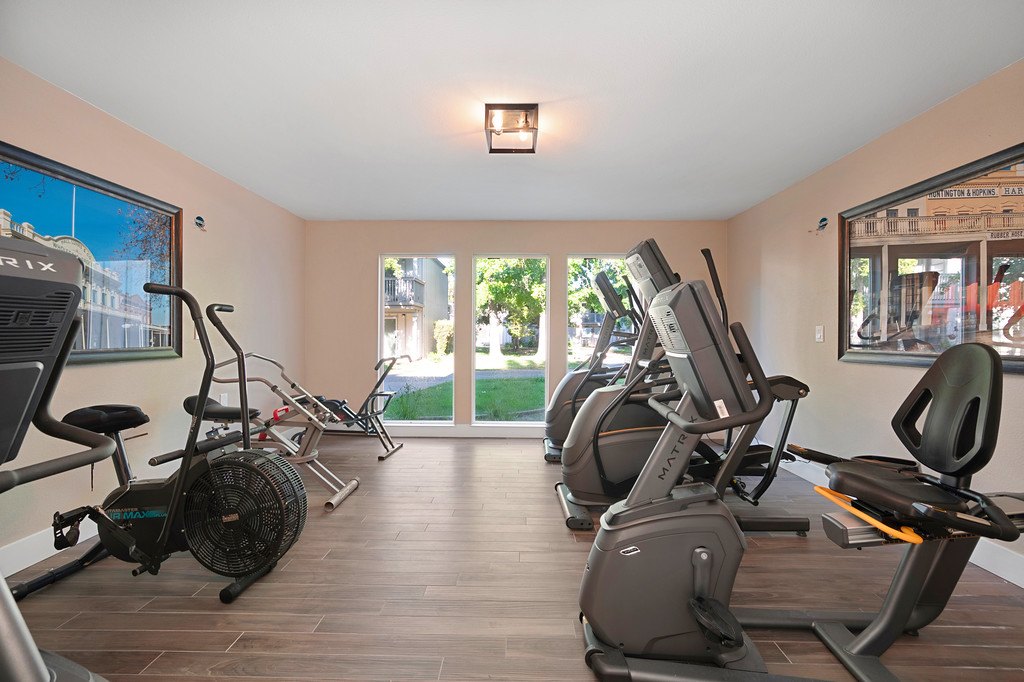 The Crest at Citrus Heights - 55+ Housing Image 27