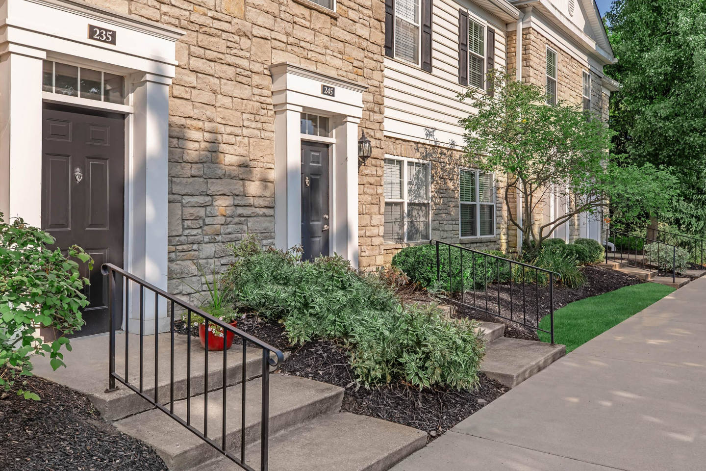 The Residence At Barrington Apartments Image 16