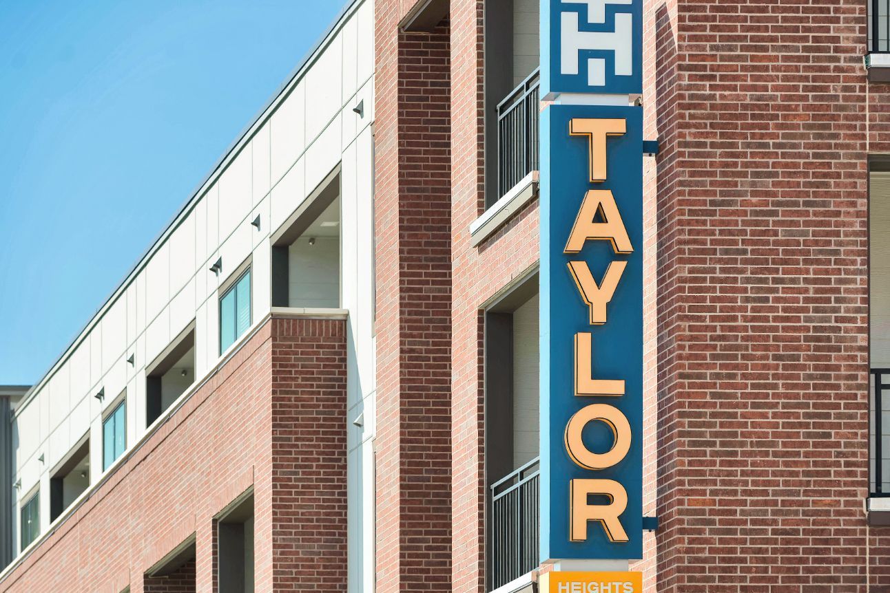 Taylor Heights Image 20