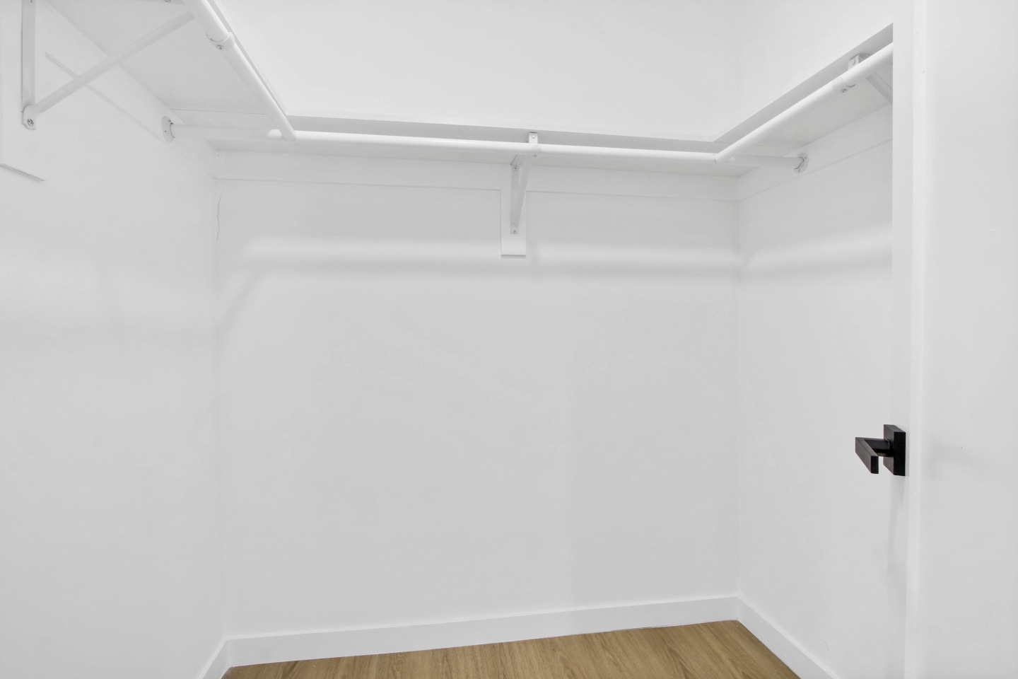 12707 Mitchell Ave. Image 6