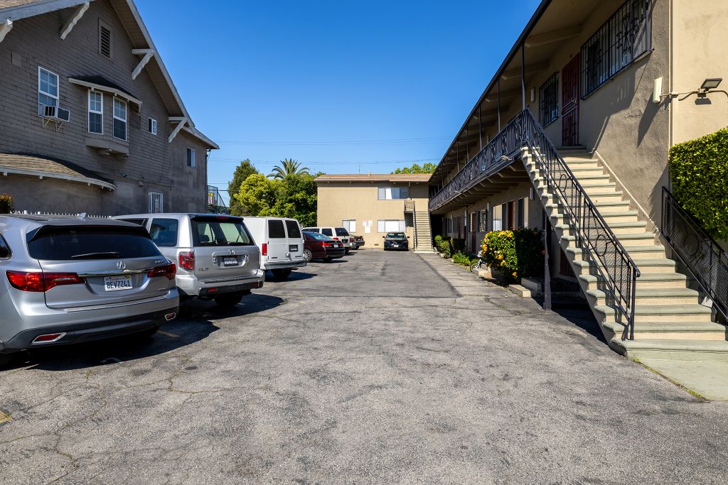 St. Andrews Manor Apartments Image 17