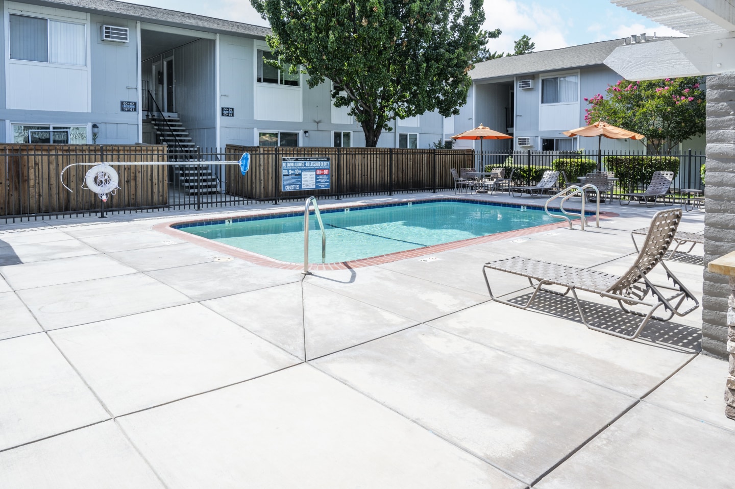 Driftwood Apartments Image 17