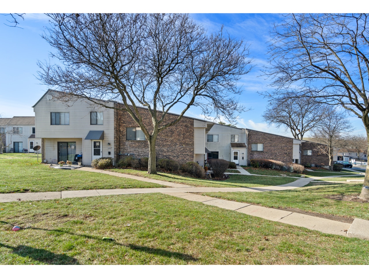 The Townhomes at Highcrest Image 35
