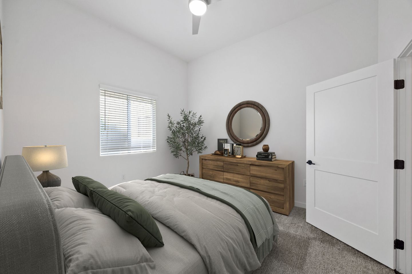 Canyon Bluffs Image 10