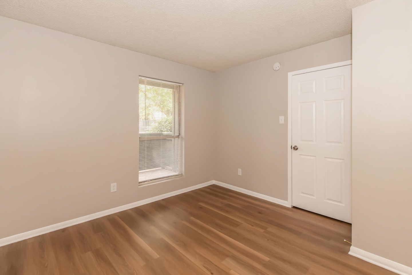 Parkside Apartments Image 2