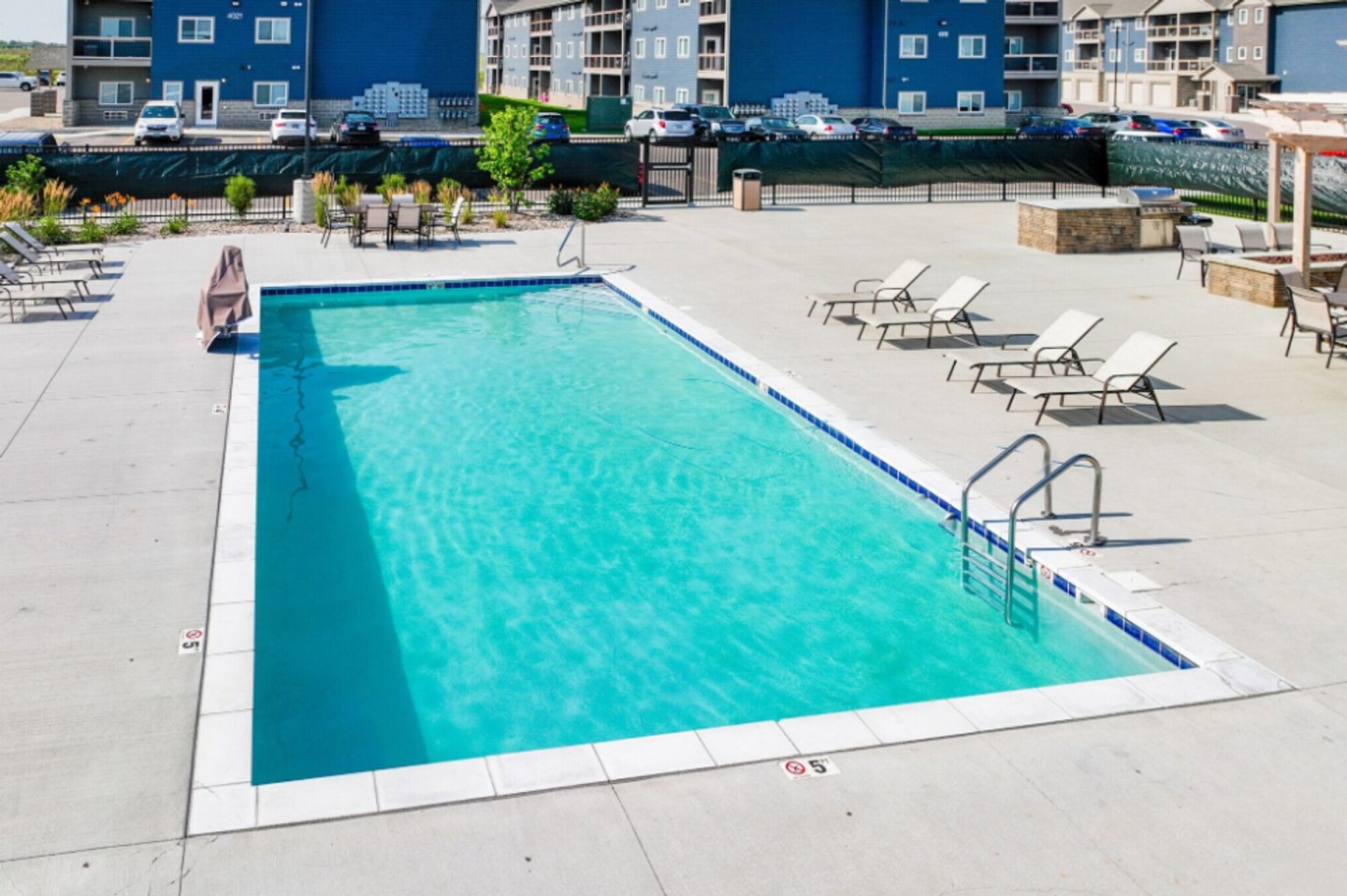Pinnacle Point Apartments Image 16