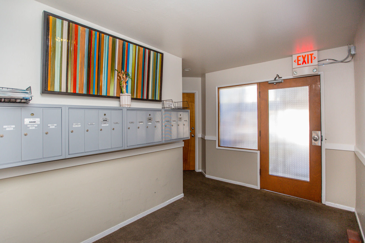 355 Staten Image 13