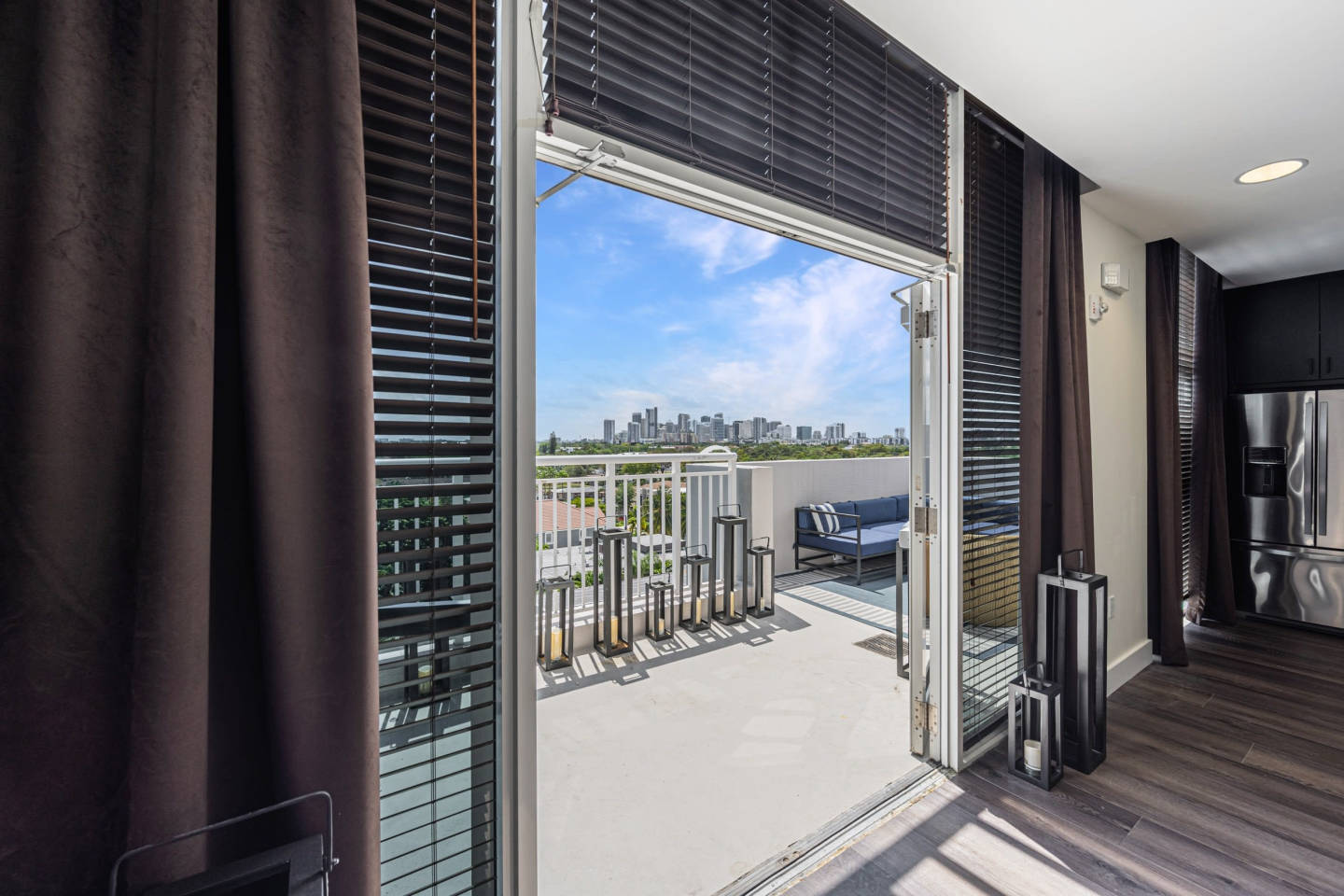 1640 Victoria Park Apartments Image 30