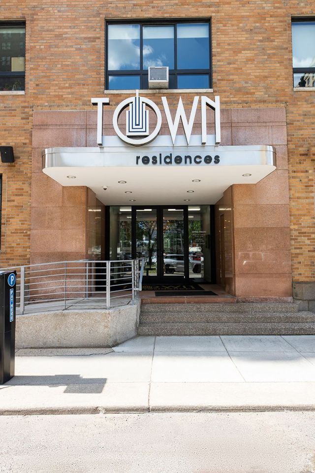 Town Residences Image 15