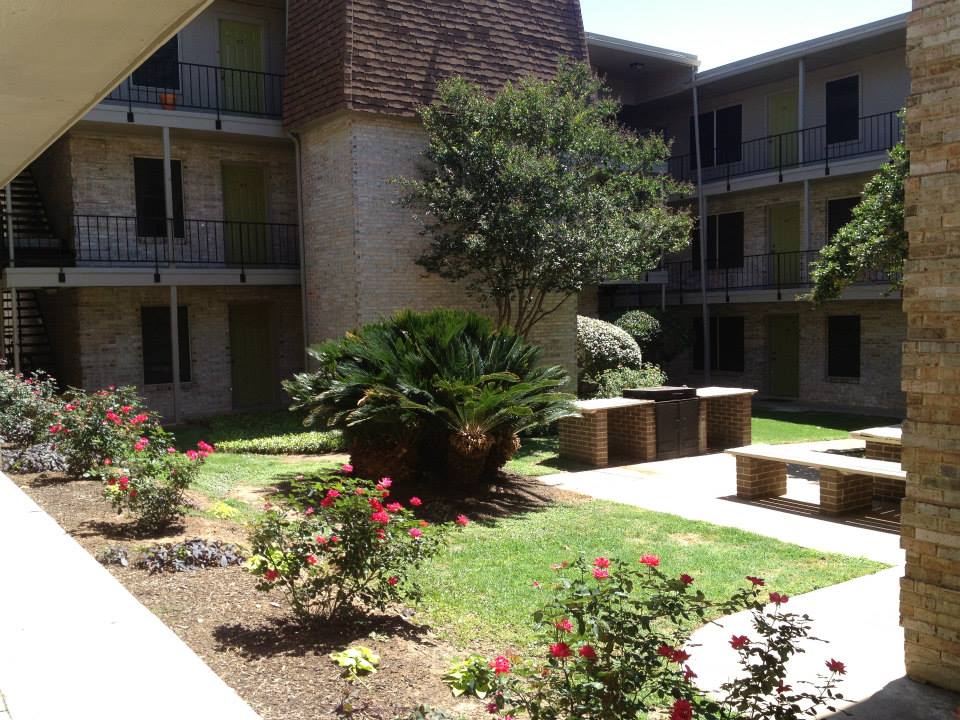 Duval Villa Apartments Image 8