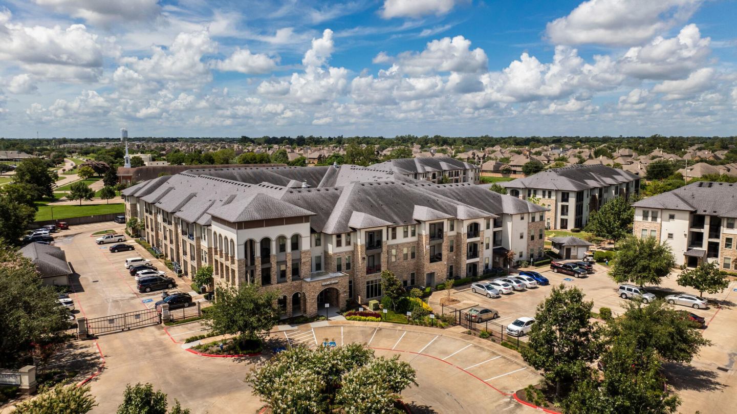 Olympus at Waterside Estates Image 16