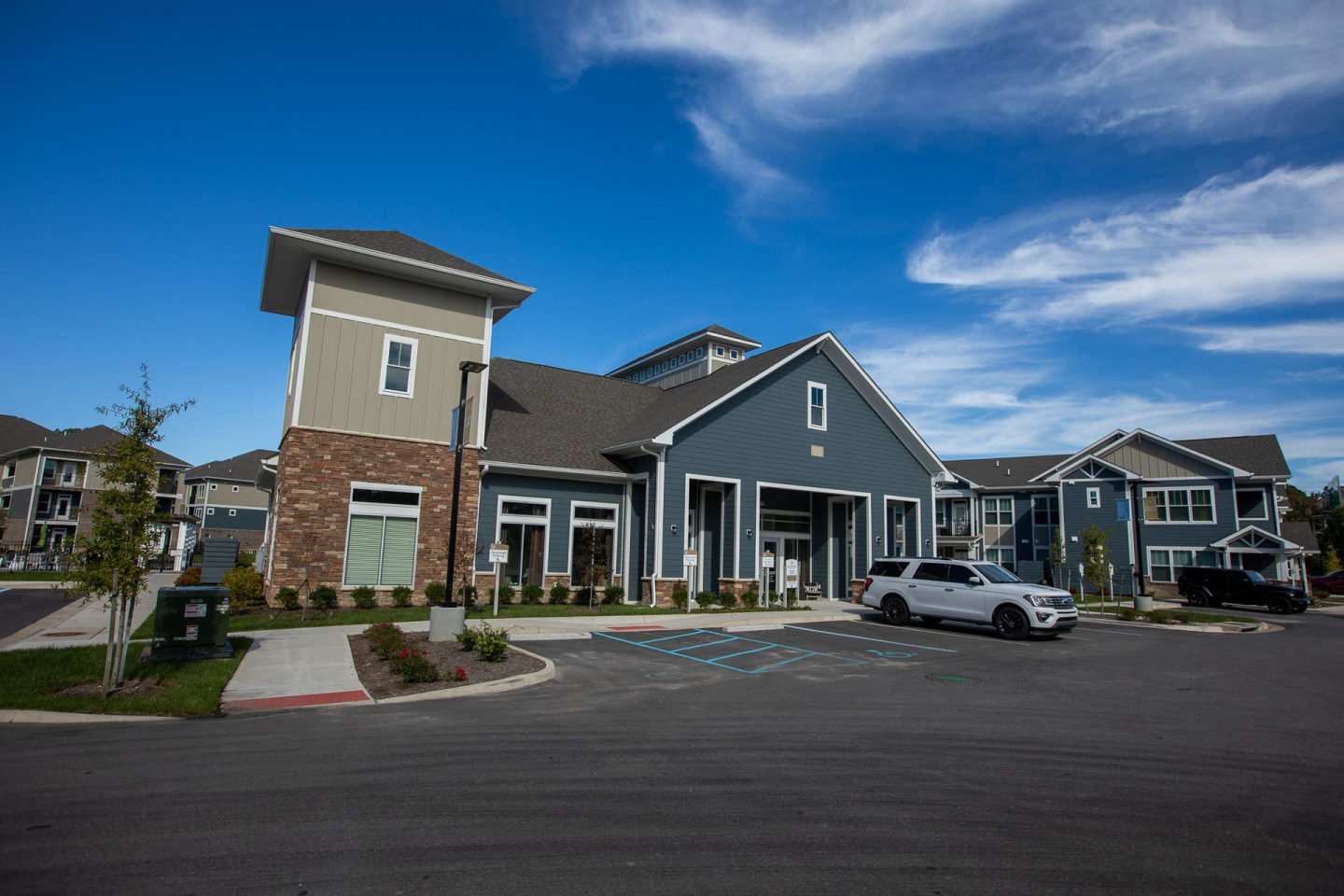 Lake Taylor Pointe Image 13