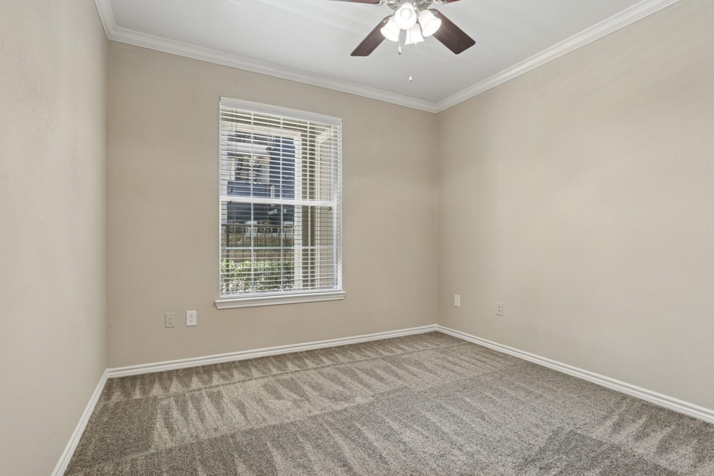 Encore at Buckingham - Senior Housing Image 13