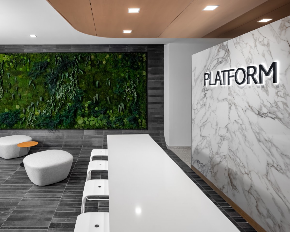 Platform Apartments Image 5