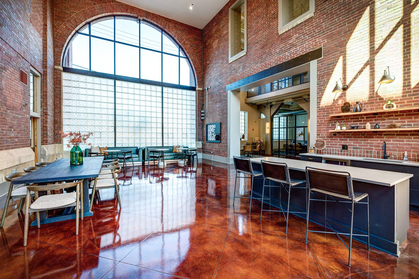 Ovaltine Court Image 1